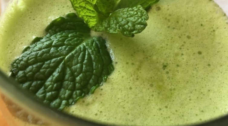 Pineapple Mojito Smoothie