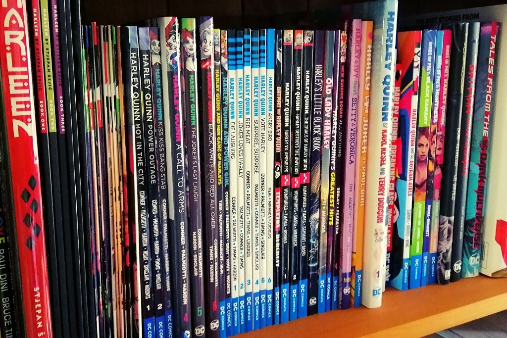 stack of comics