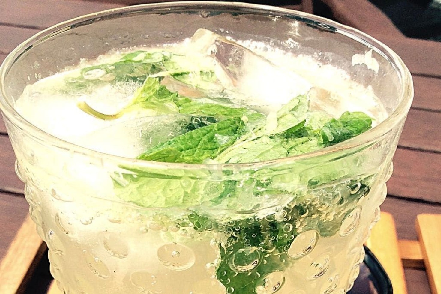 Fizzy Lime-Mint Quencher