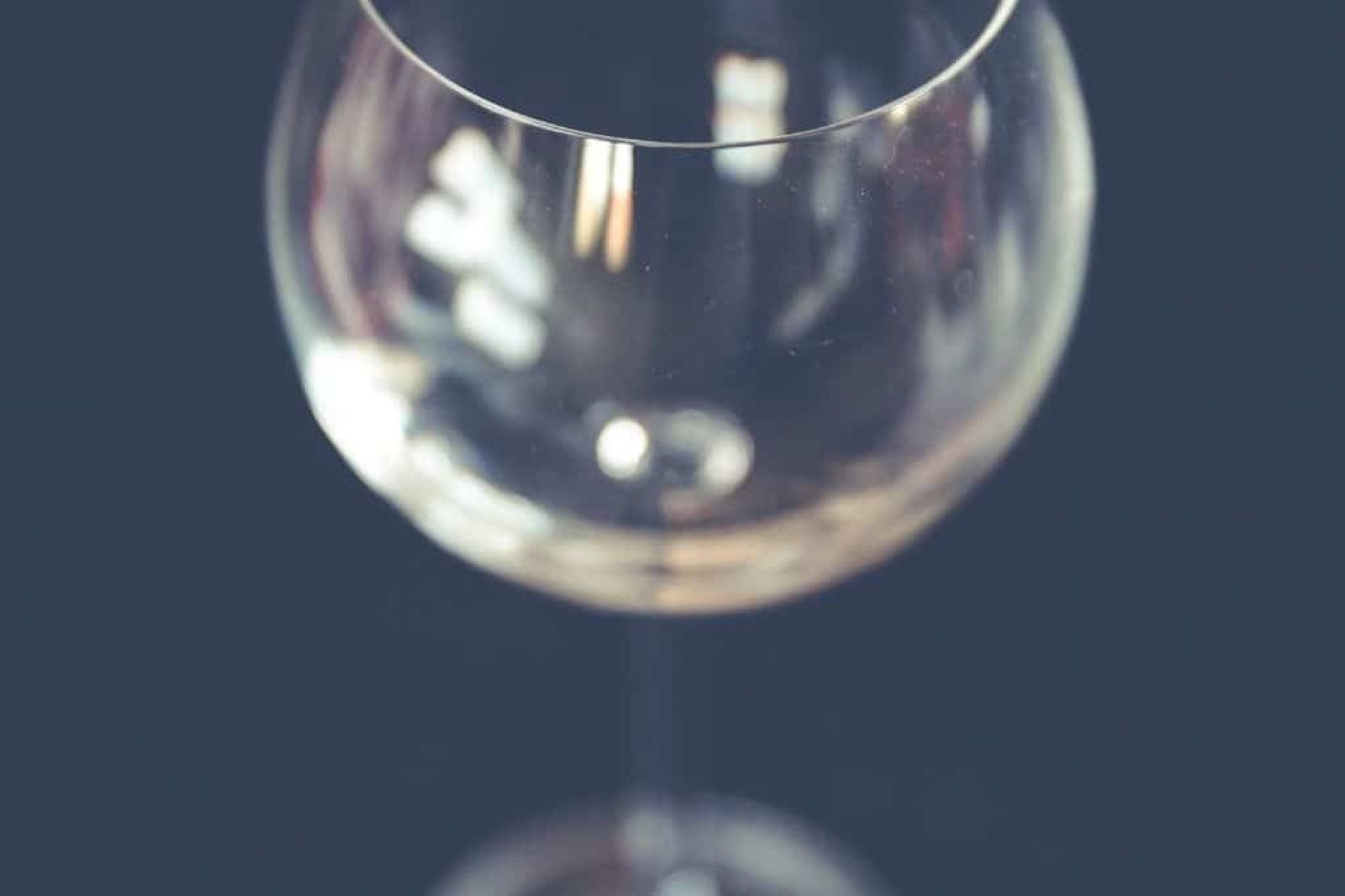 Who doesn't drink alcohol?