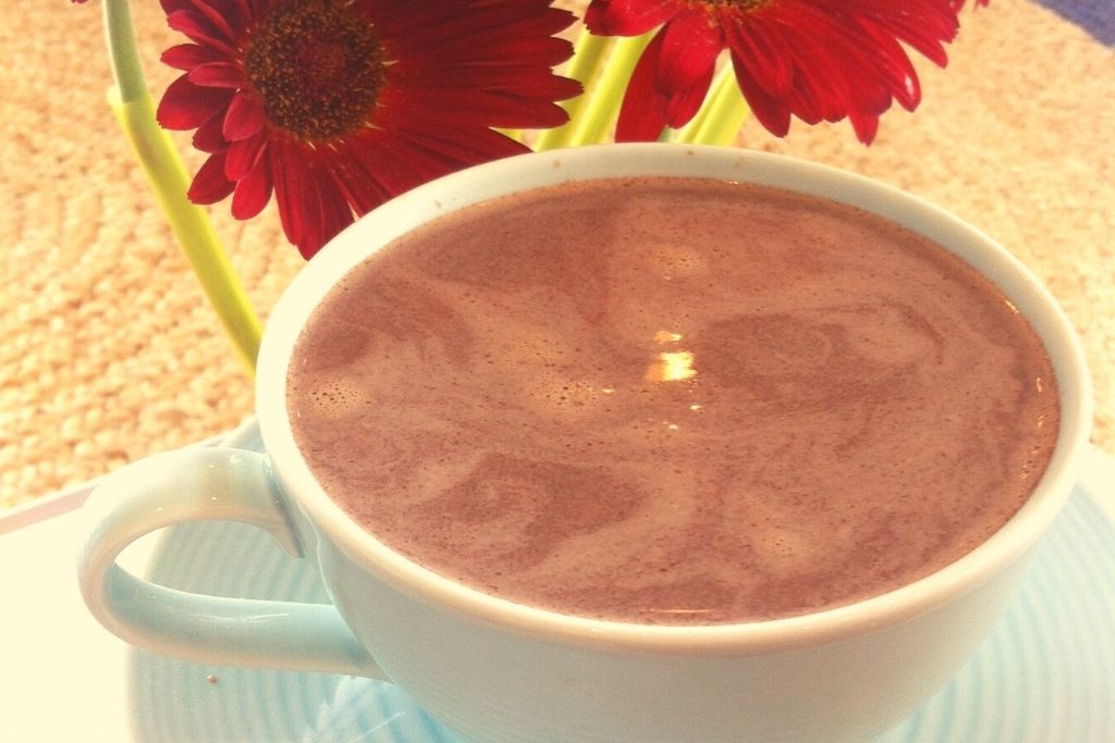 hot choc in large tea cup with flowers