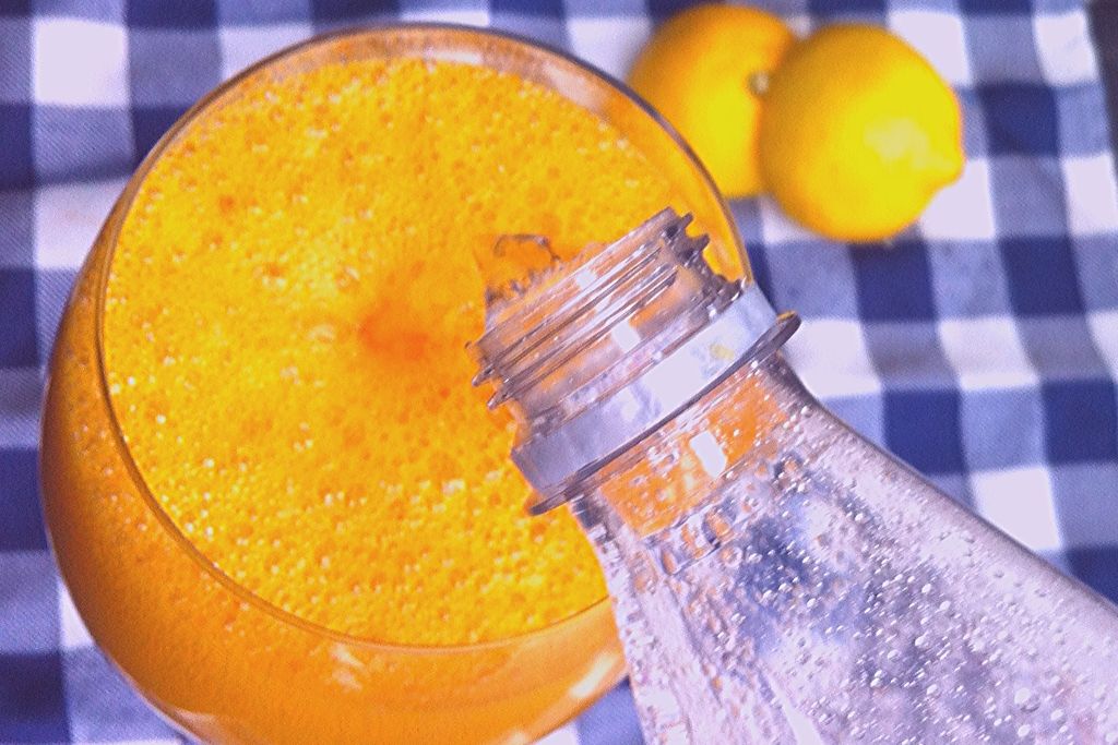 orange fizzy drink